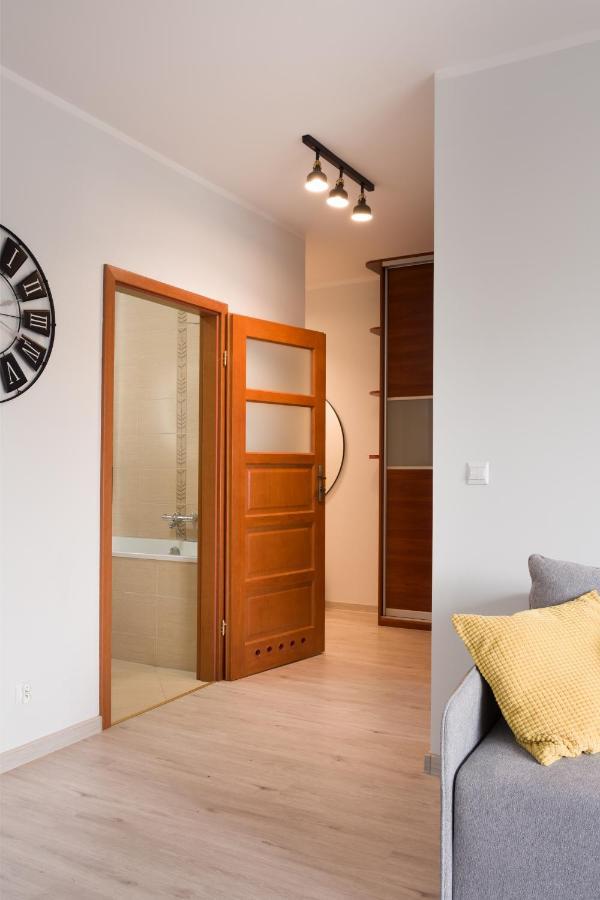シフィノウイシチェNowoczesny I Komfortowy Apartament Na Platanieアパートメント エクステリア 写真